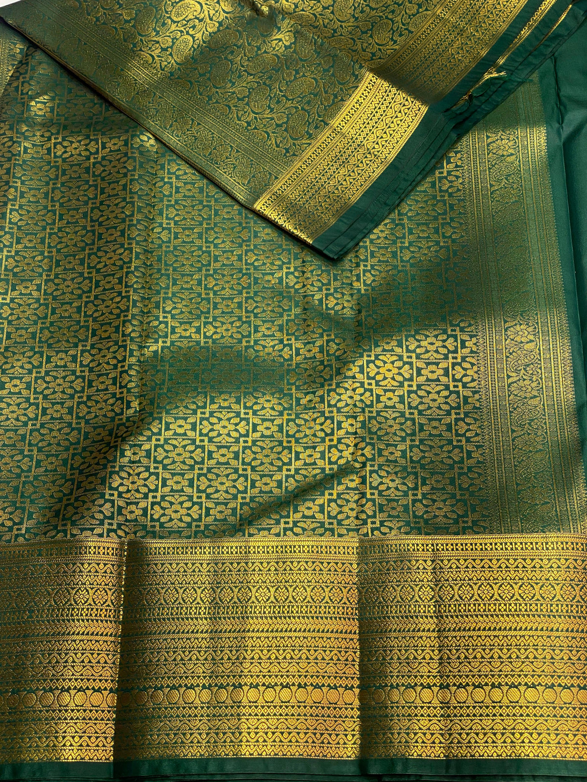 Dark green bridal kanchipuram saree- PBK007