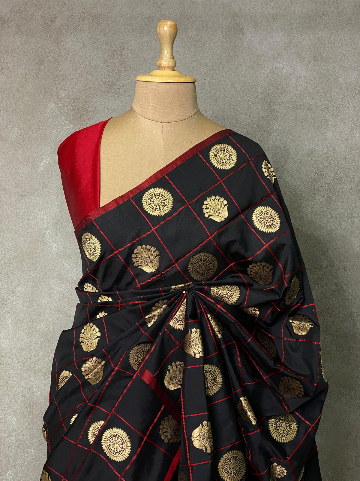 Black and red semi Kanchipuram Soft Silk saree - PBLACK