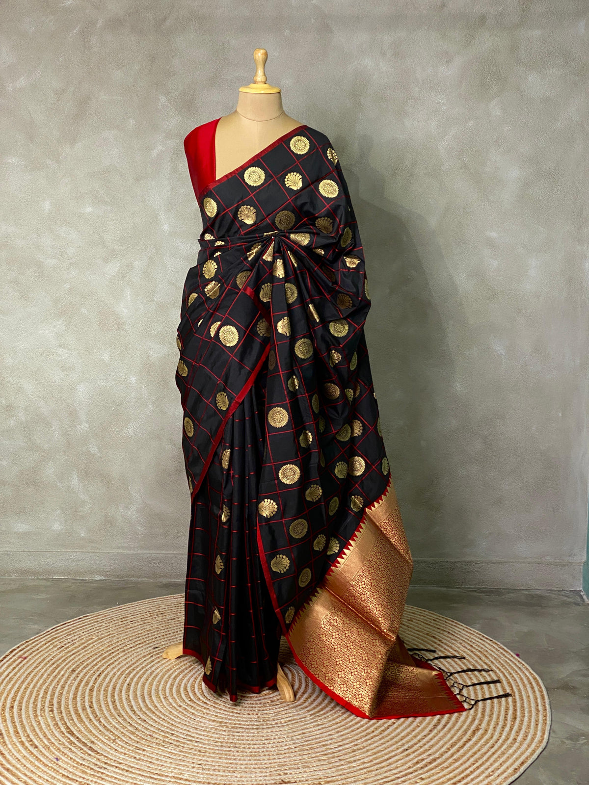 Black and red semi Kanchipuram Soft Silk saree - PBLACK