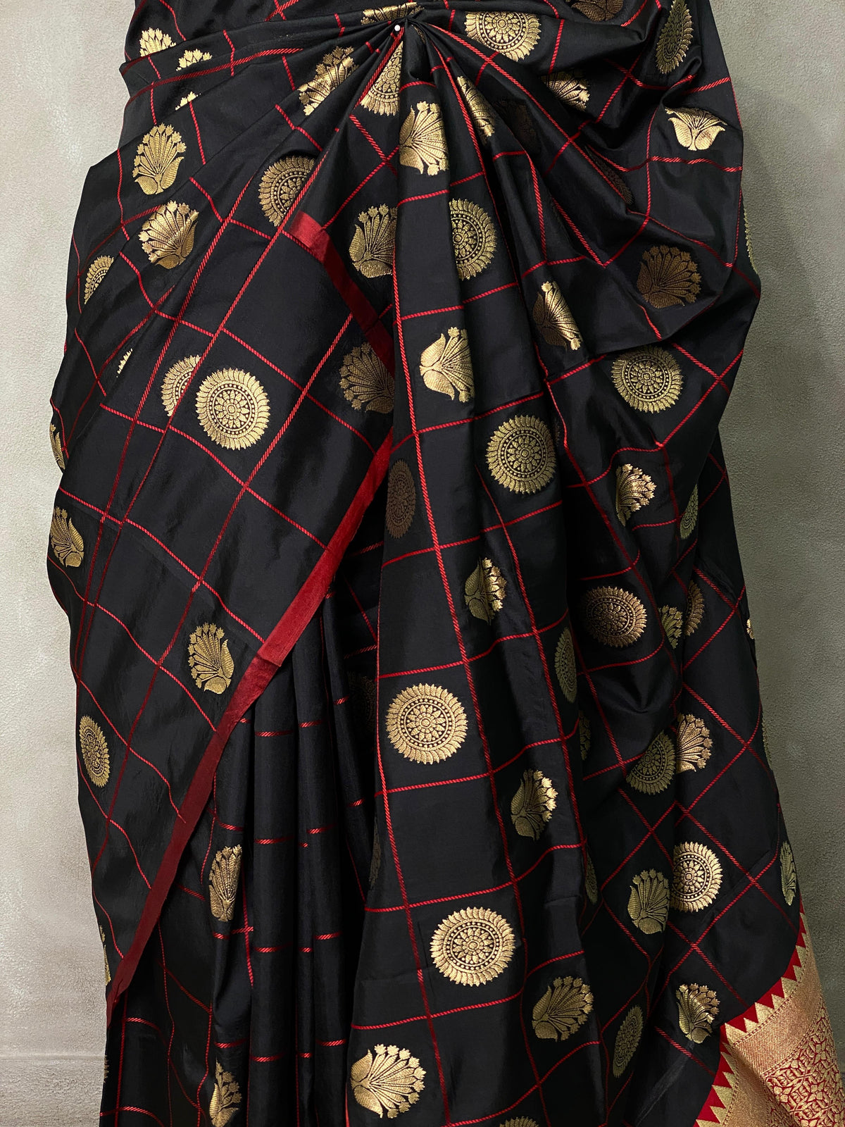 Black and red semi Kanchipuram Soft Silk saree - PBLACK