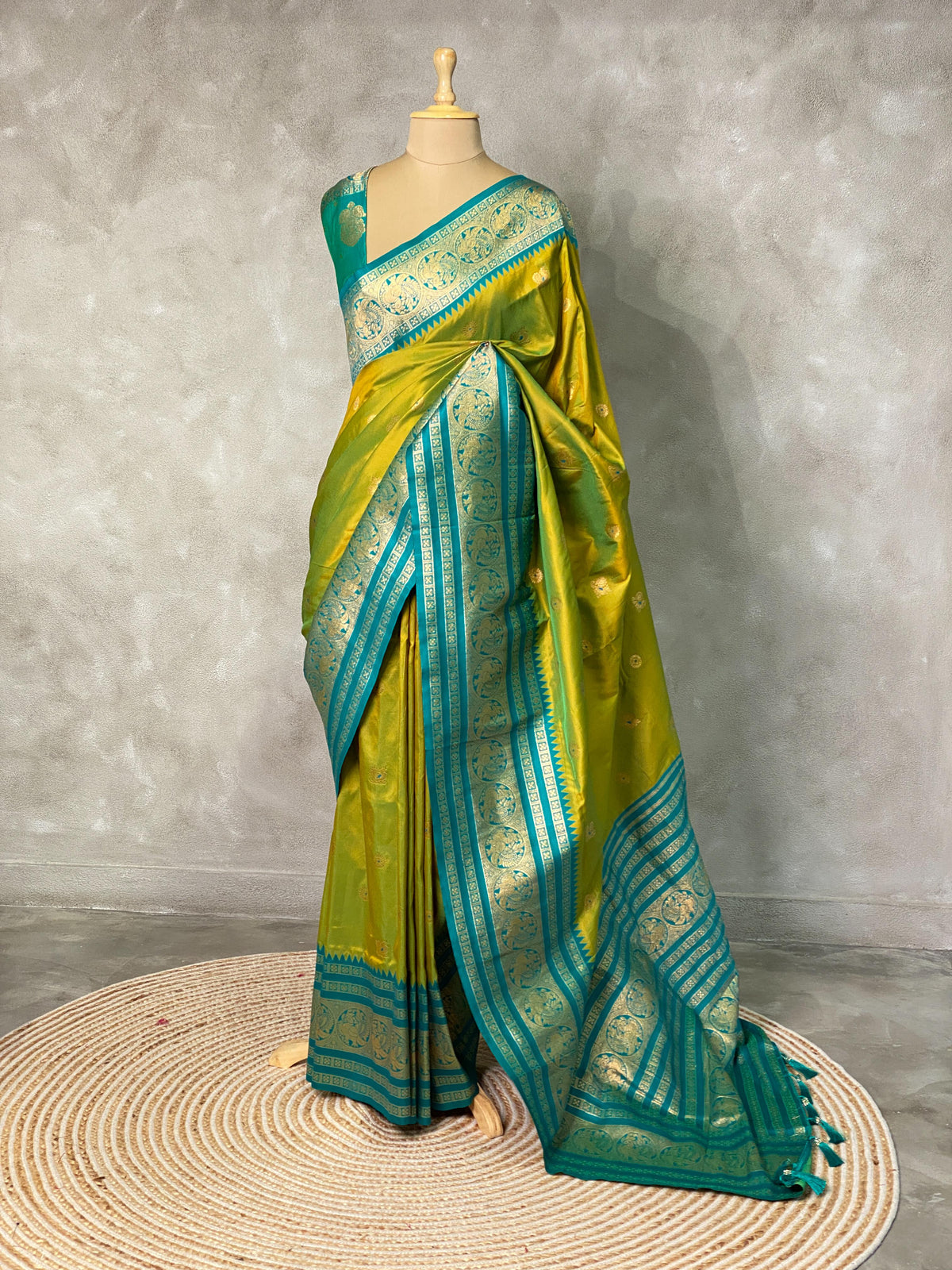 Olive green and Blue saree-PSSLGREEN