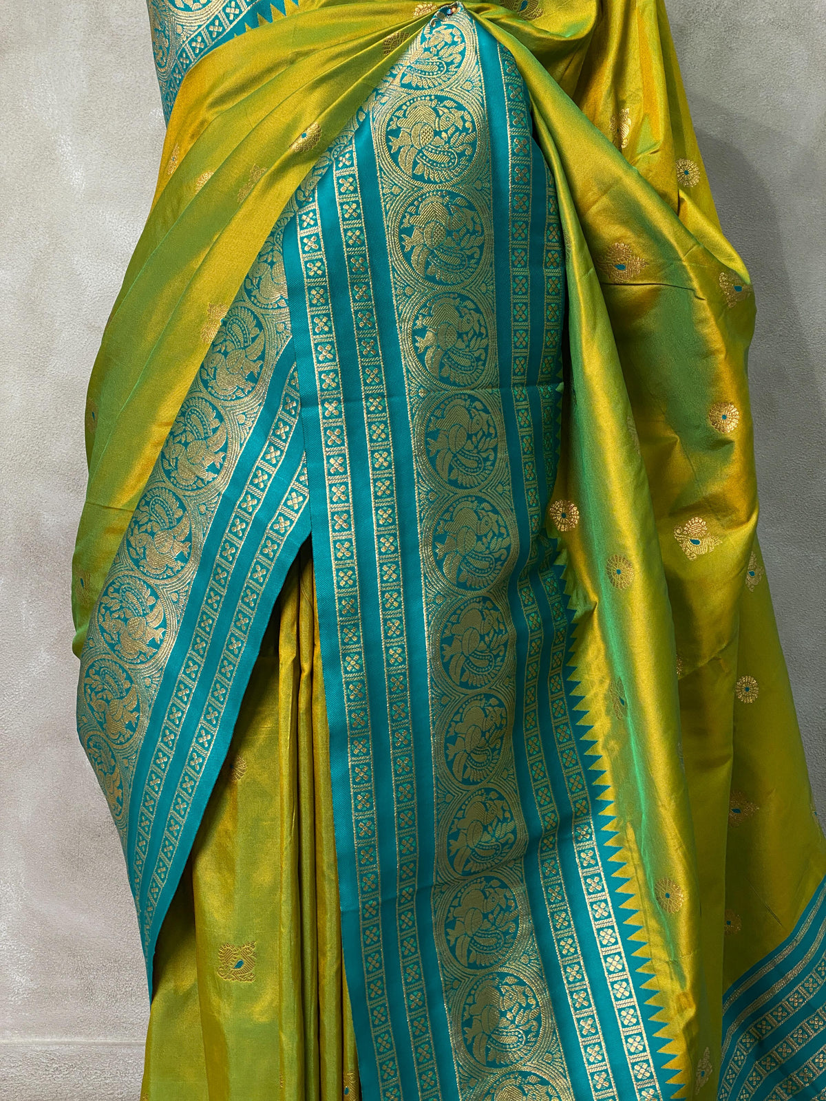 Olive green and Blue saree-PSSLGREEN