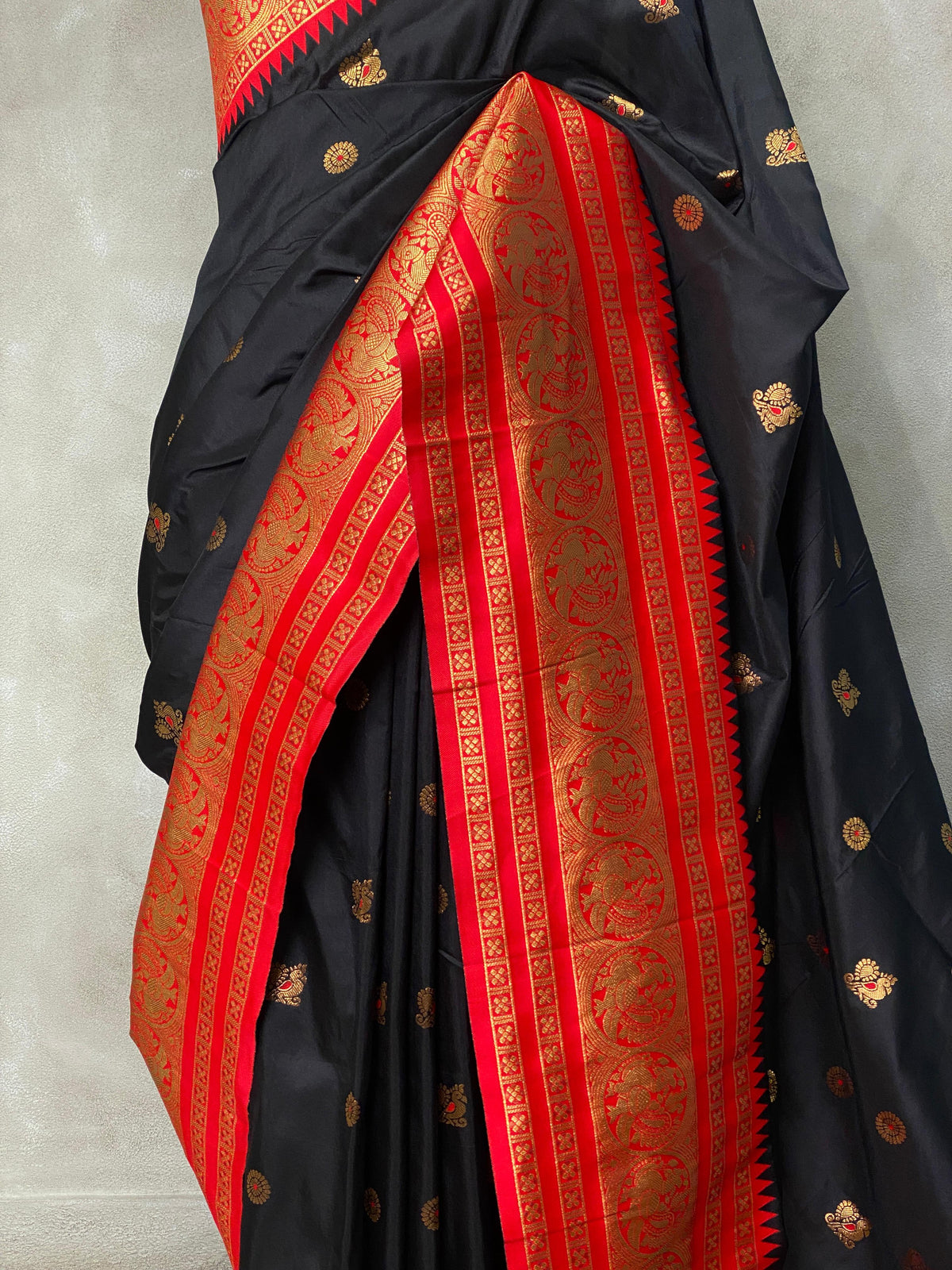 Black and redsilk saree-PSSBLACK