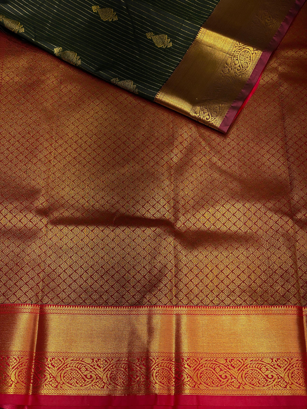 Dark Green and maroon stripes kanchipuram- SSI094