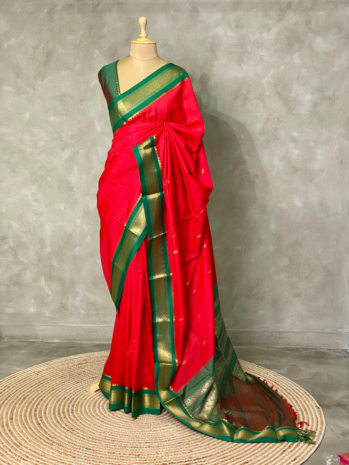 Red and Green traditional kanchi saree - PSSRG