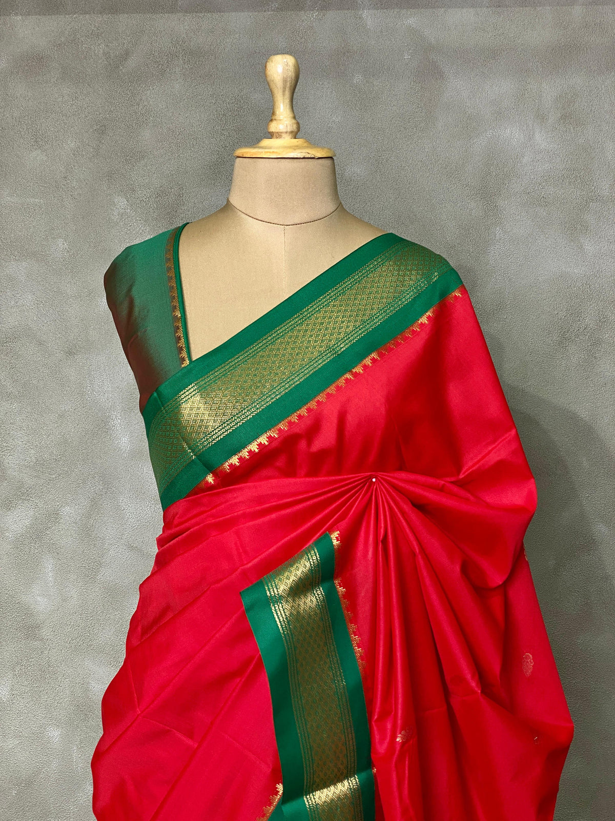 Red and Green traditional kanchi saree - PSSRG