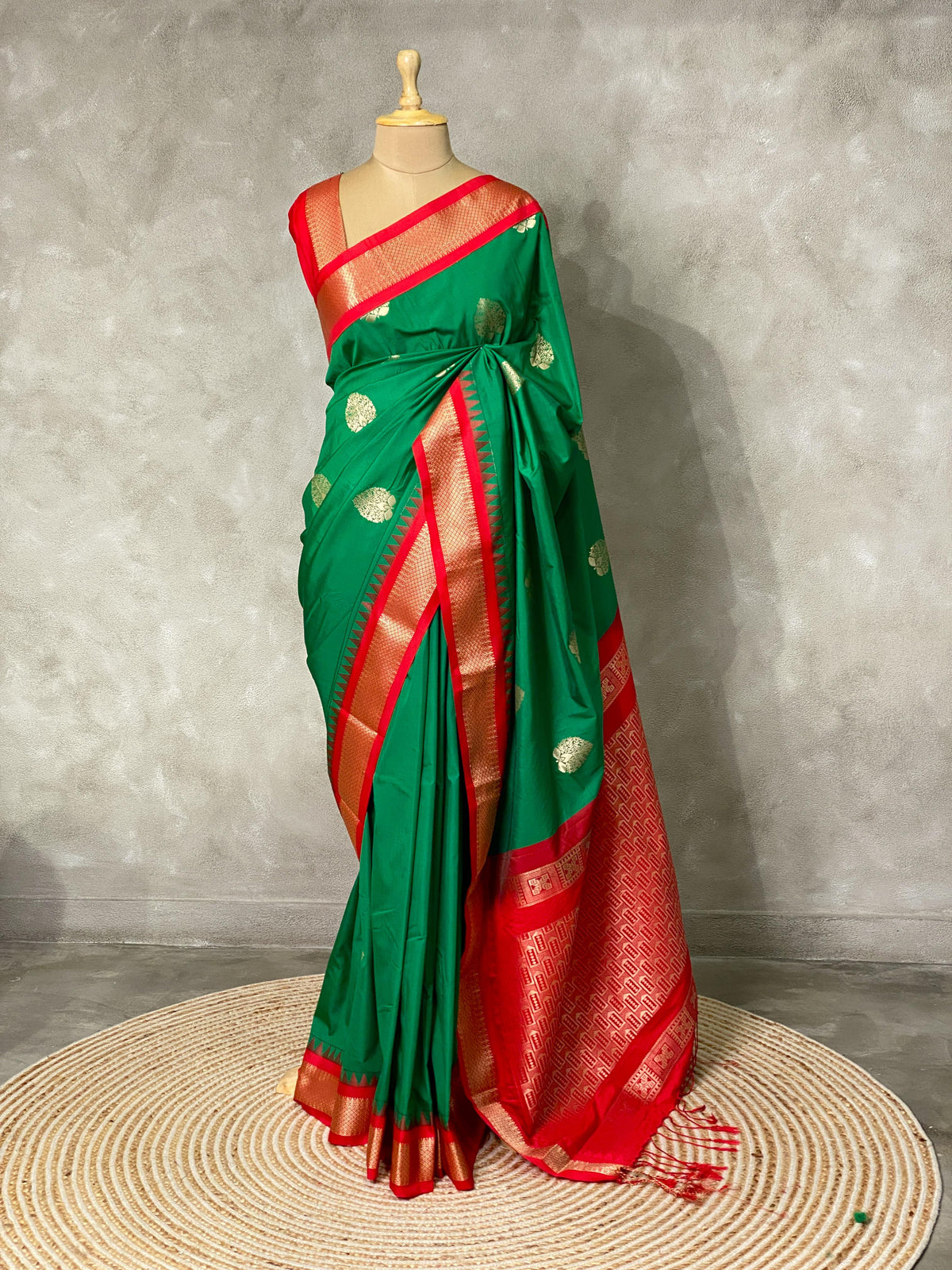 Green and red traditional kanchi saree - PSSGR