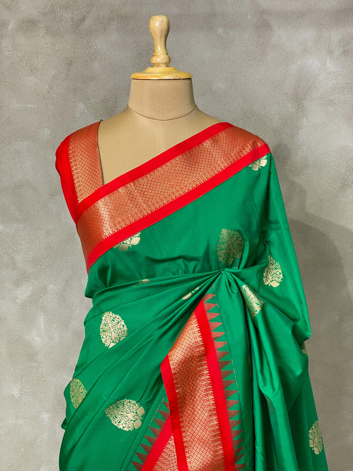 Green and red traditional kanchi saree - PSSGR