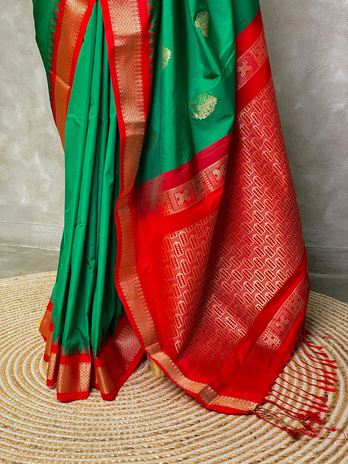 Green and red traditional kanchi saree - PSSGR