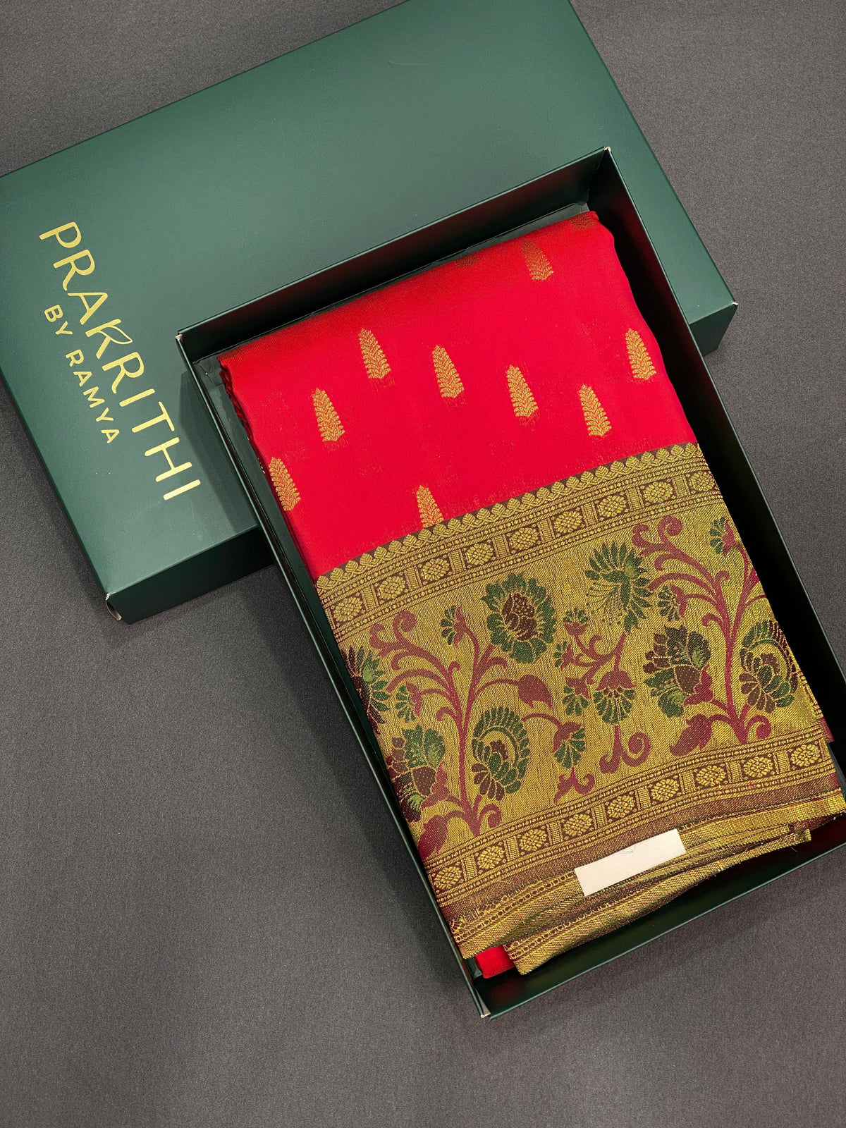 Pure Kanchipuram Silk saree - PMEENA1