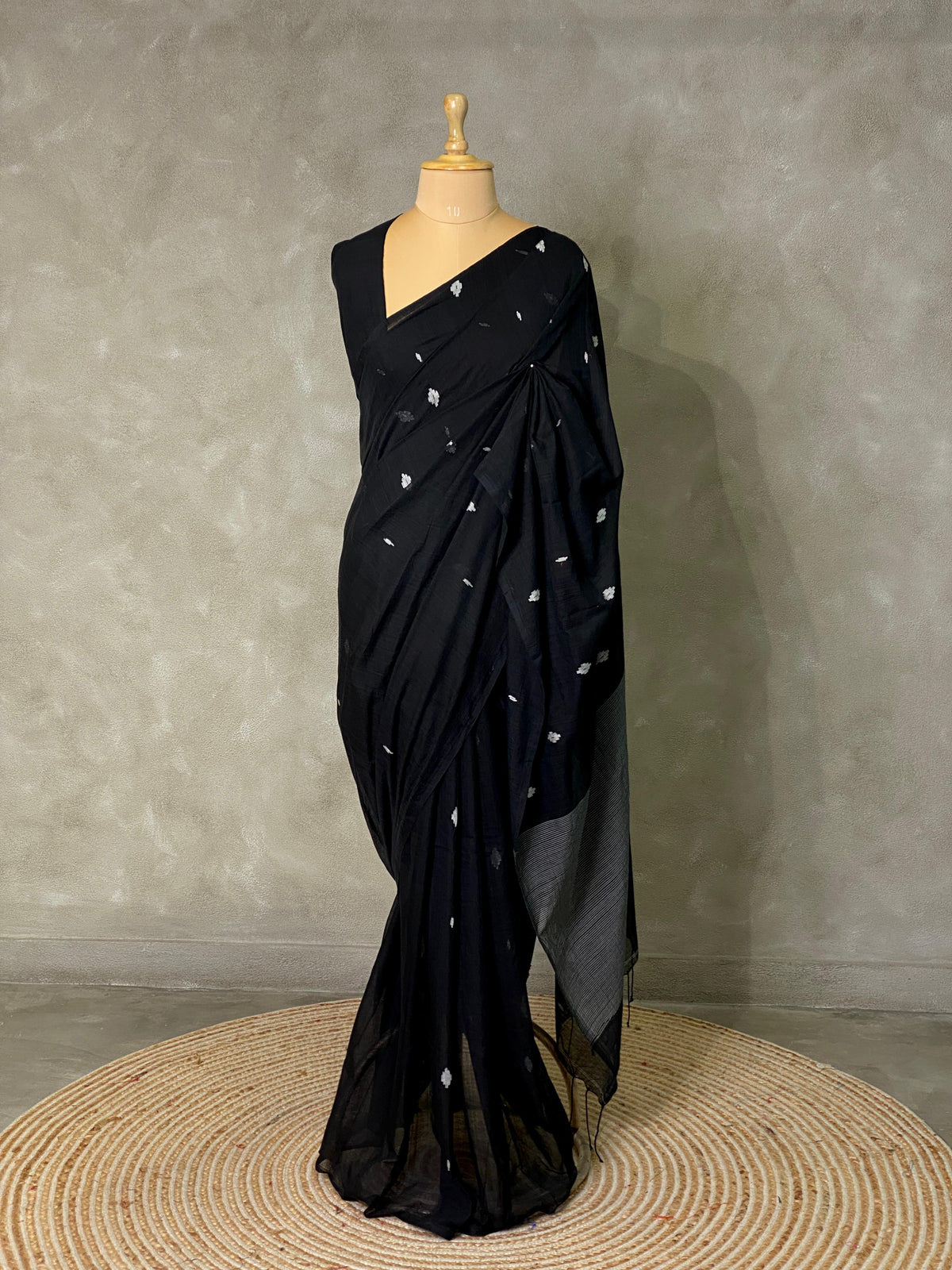 Handloom khadi cotton saree in black - PKHADI2