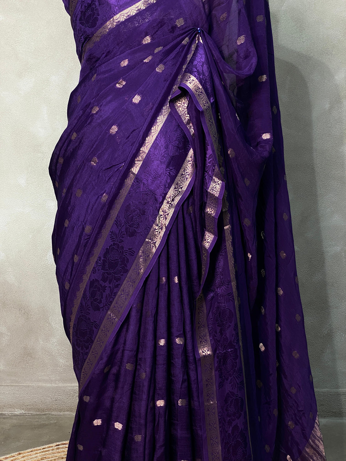 Violet pure crepe Saree - PSG04