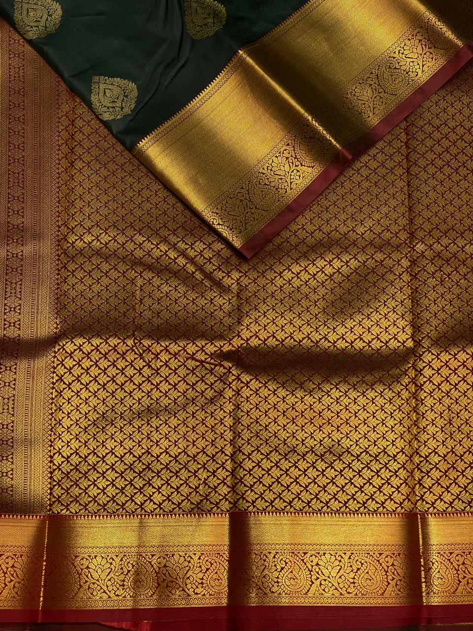 Dark green and maroon Kanchipuram Silk saree - PPSILKX