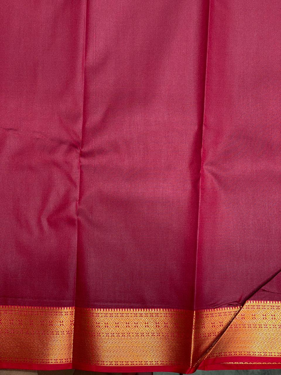 Yellowish olive green Kanchipuram Silk saree - PPSILKT