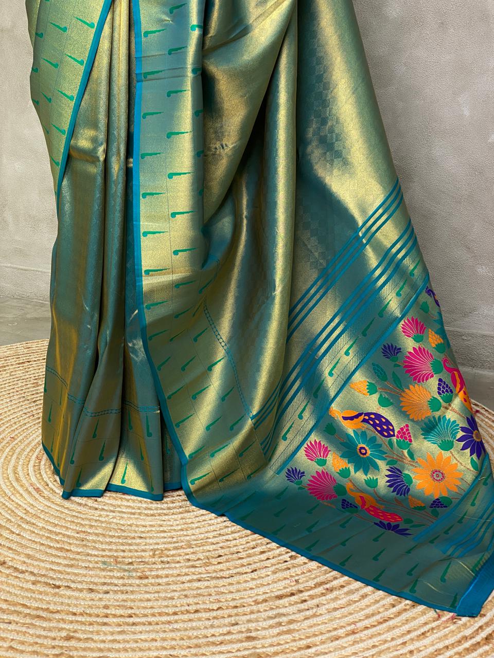 Peacock Green Tissue Kanchipuram saree - PTISSUE1