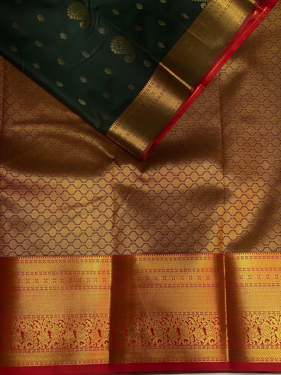 Dark green and maroon Kanchipuram Silk saree - PPSILKa