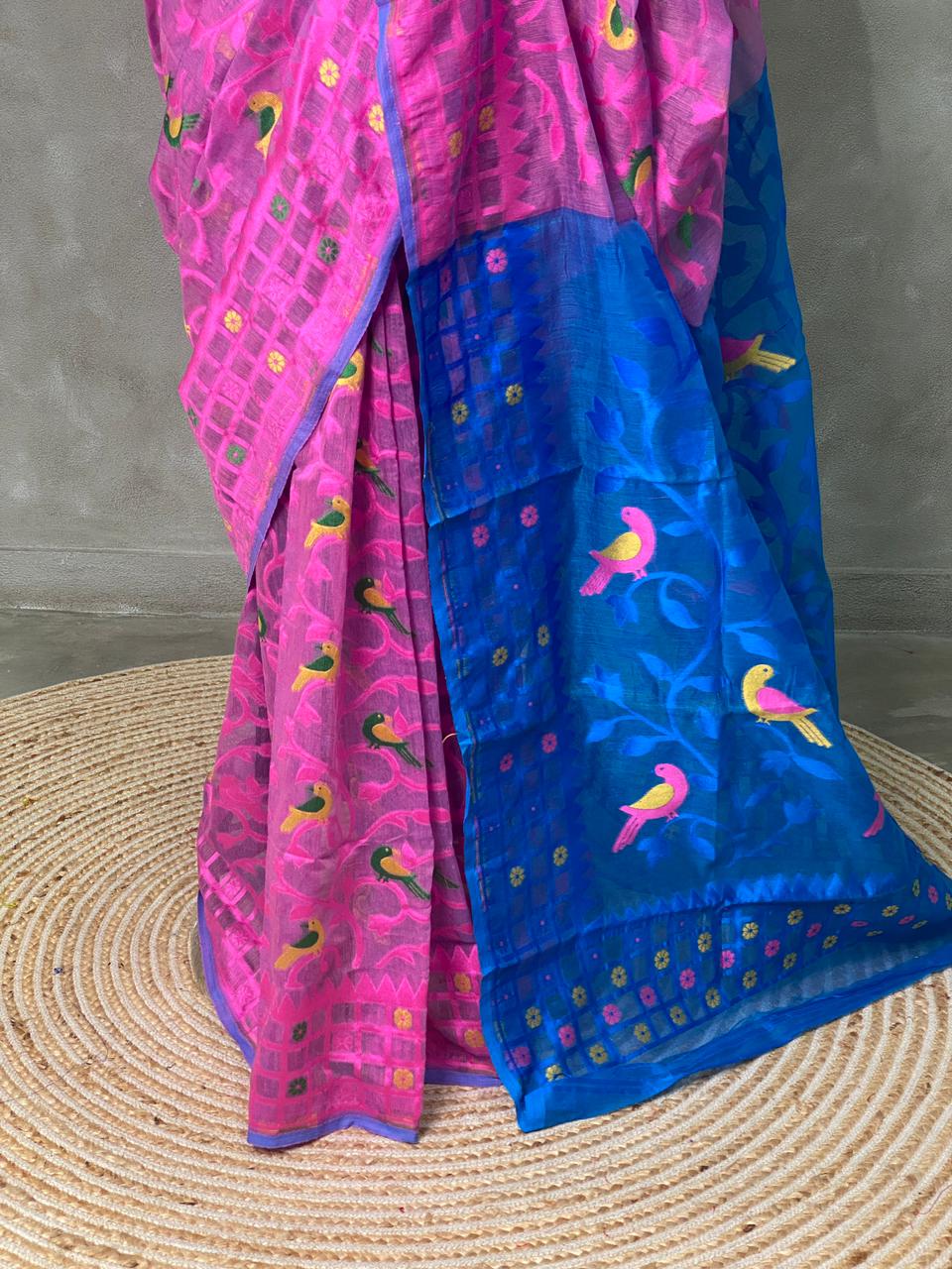 Cotton jamdani saree in Lilac pink and blue - PSCJ1