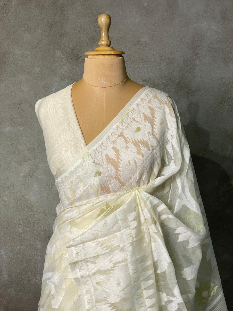 Cotton jamdani saree in beige- PSCJ15
