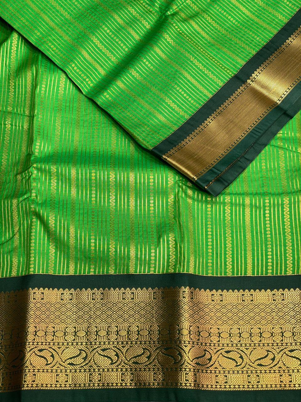 Parrot Green and dark green silk saree- PSSR29