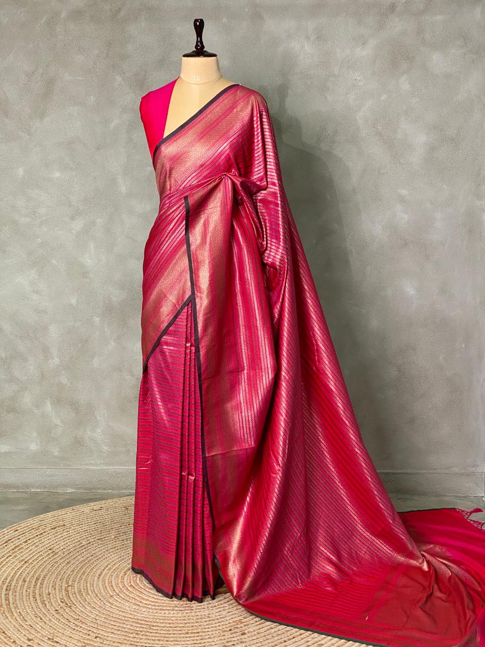 Rani pink Semi katan Banarasi silksaree - PSB07f
