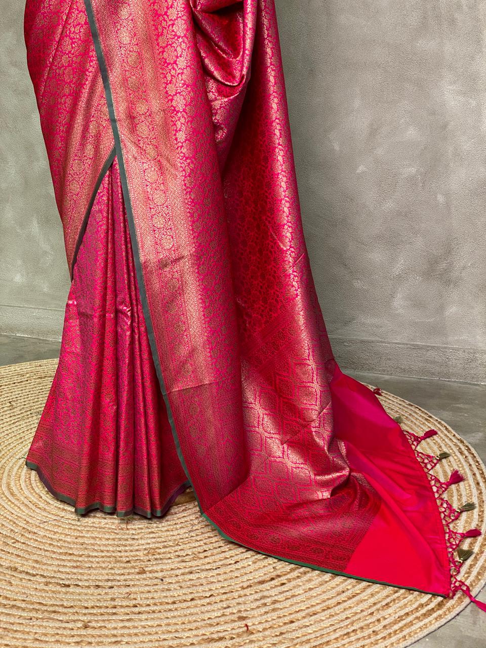 Rani pink Semi katan Banarasi silk saree - PSB07j