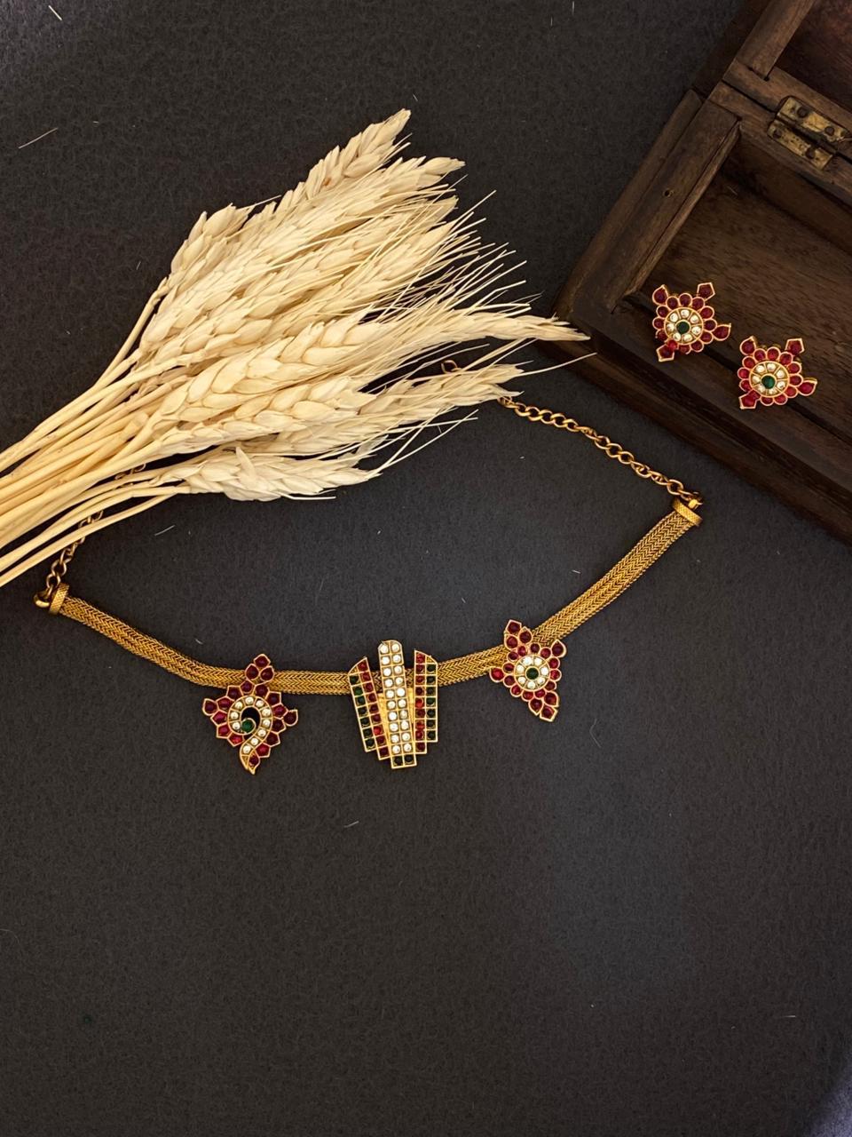 3pendant choker - JW50A