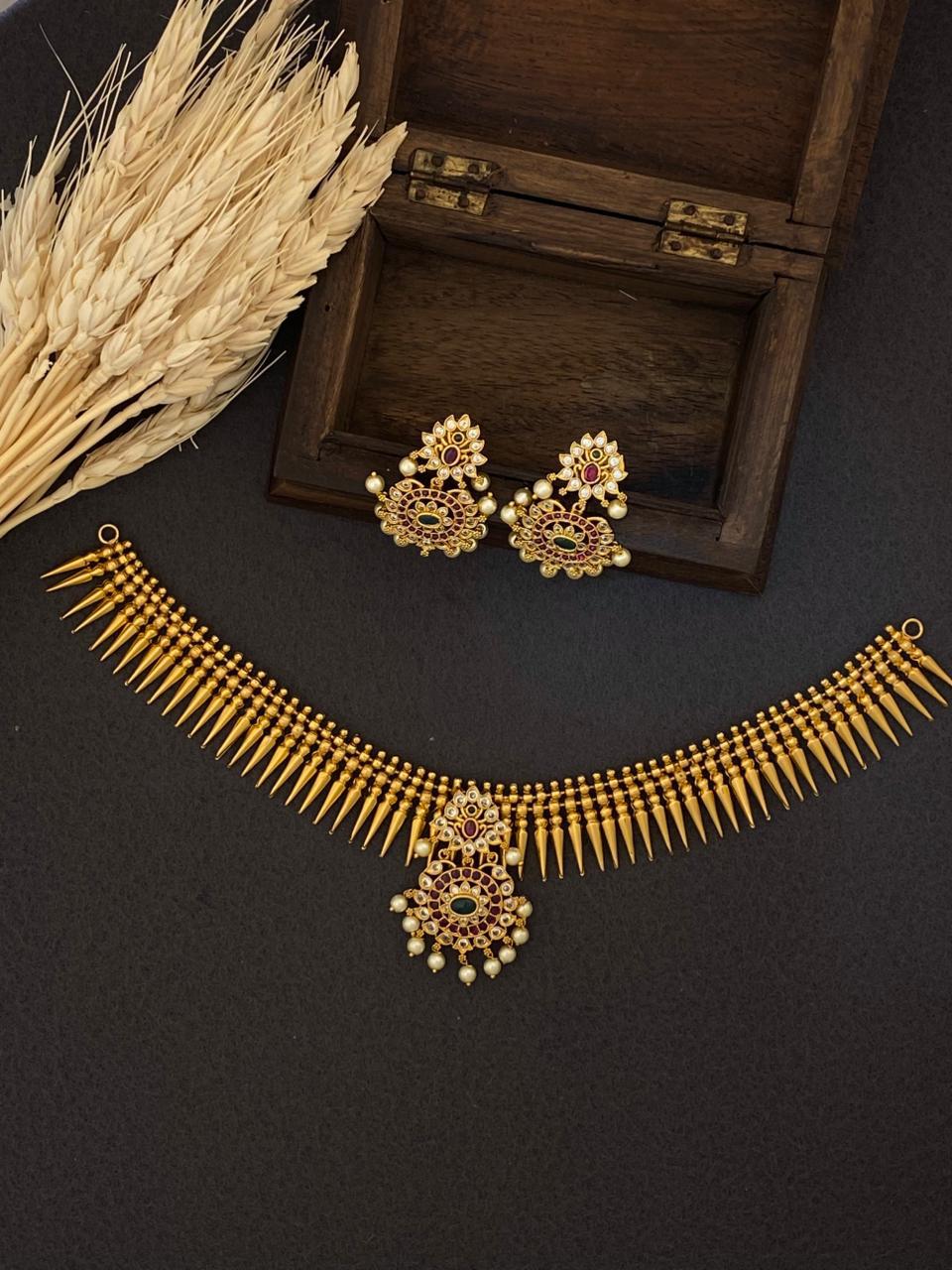 Premium antique necklace - JW18A