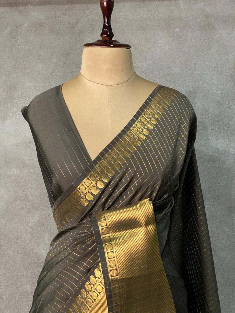 Deep Olive green banarasi silksaree - RUK2E