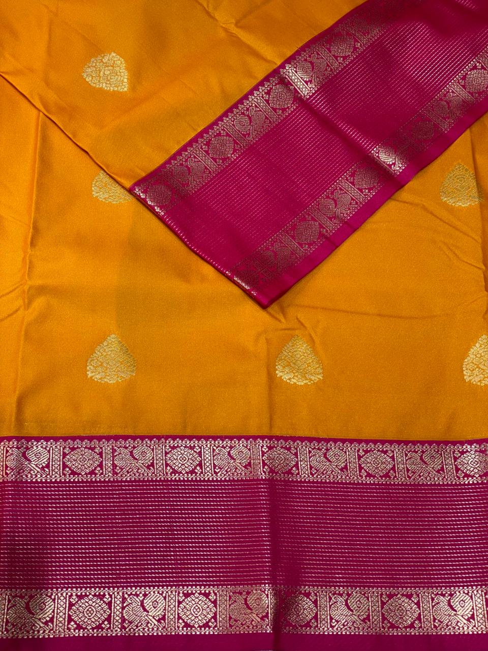 Yellow and Magenta kanchipuram silk saree- PSSR234