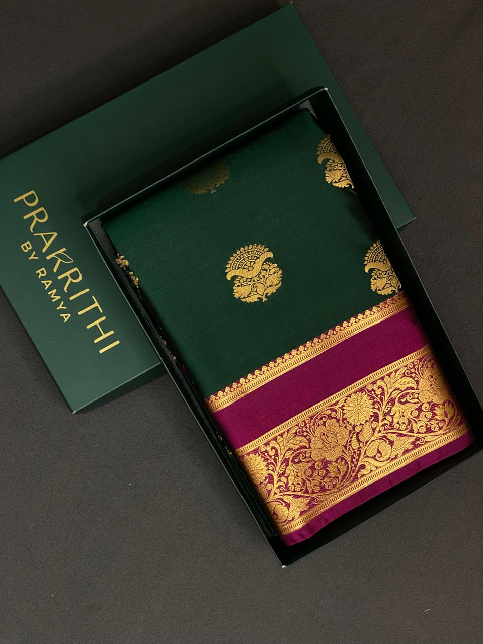 Green and Magenta kanchipuram silk saree- PSSR243