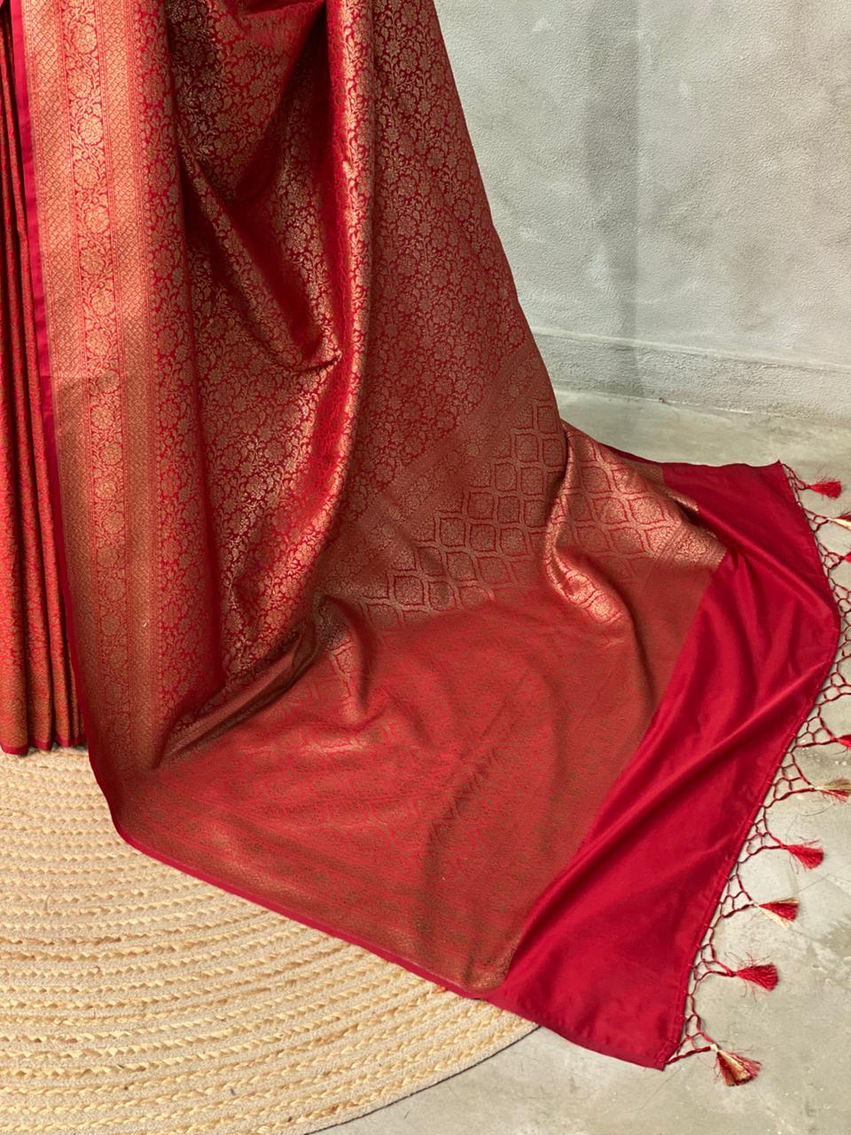 Maroon Banarasi Semi katan silksaree - PBAS4