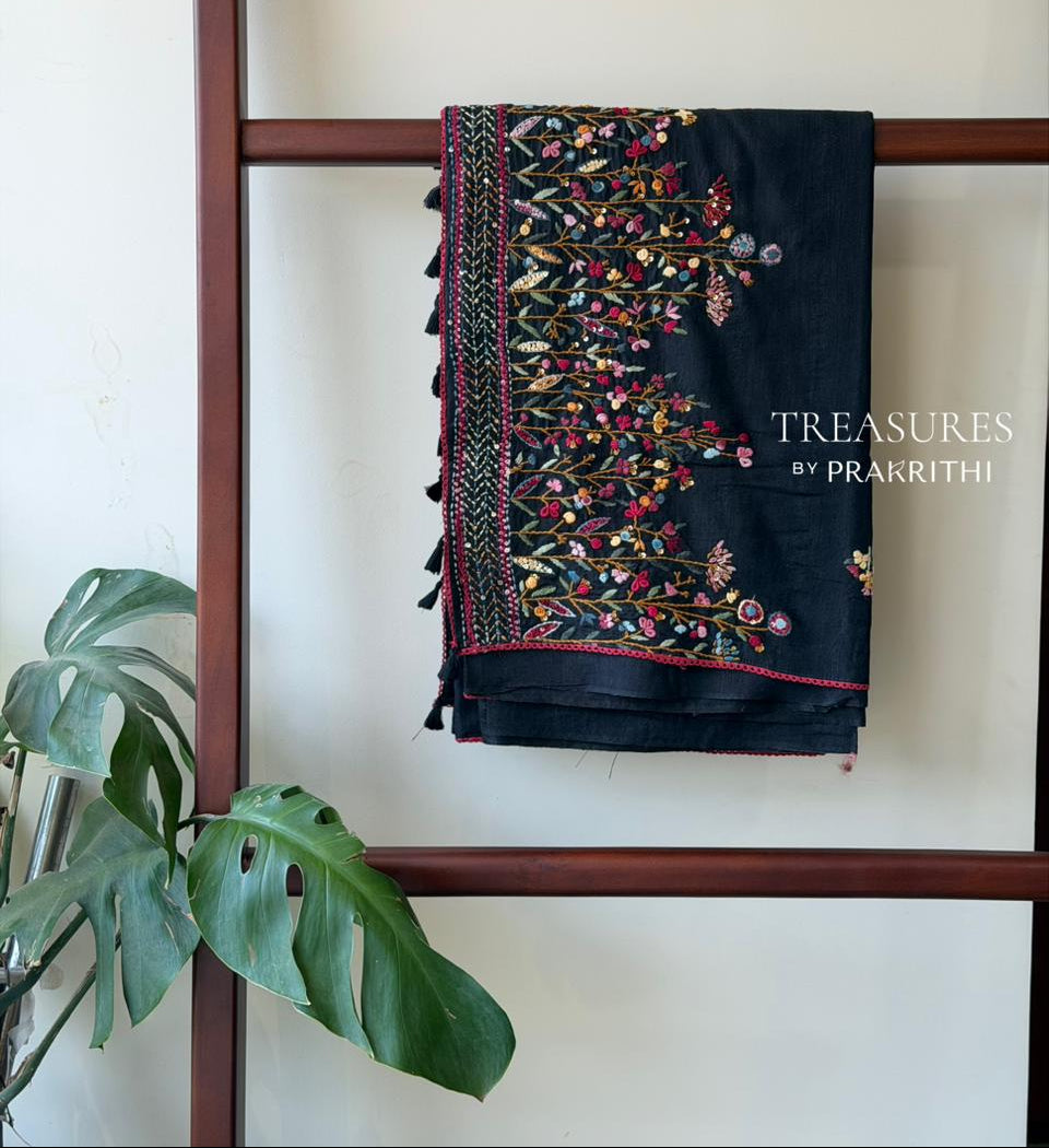 Black Hand embroidered Saree - PSSU1C