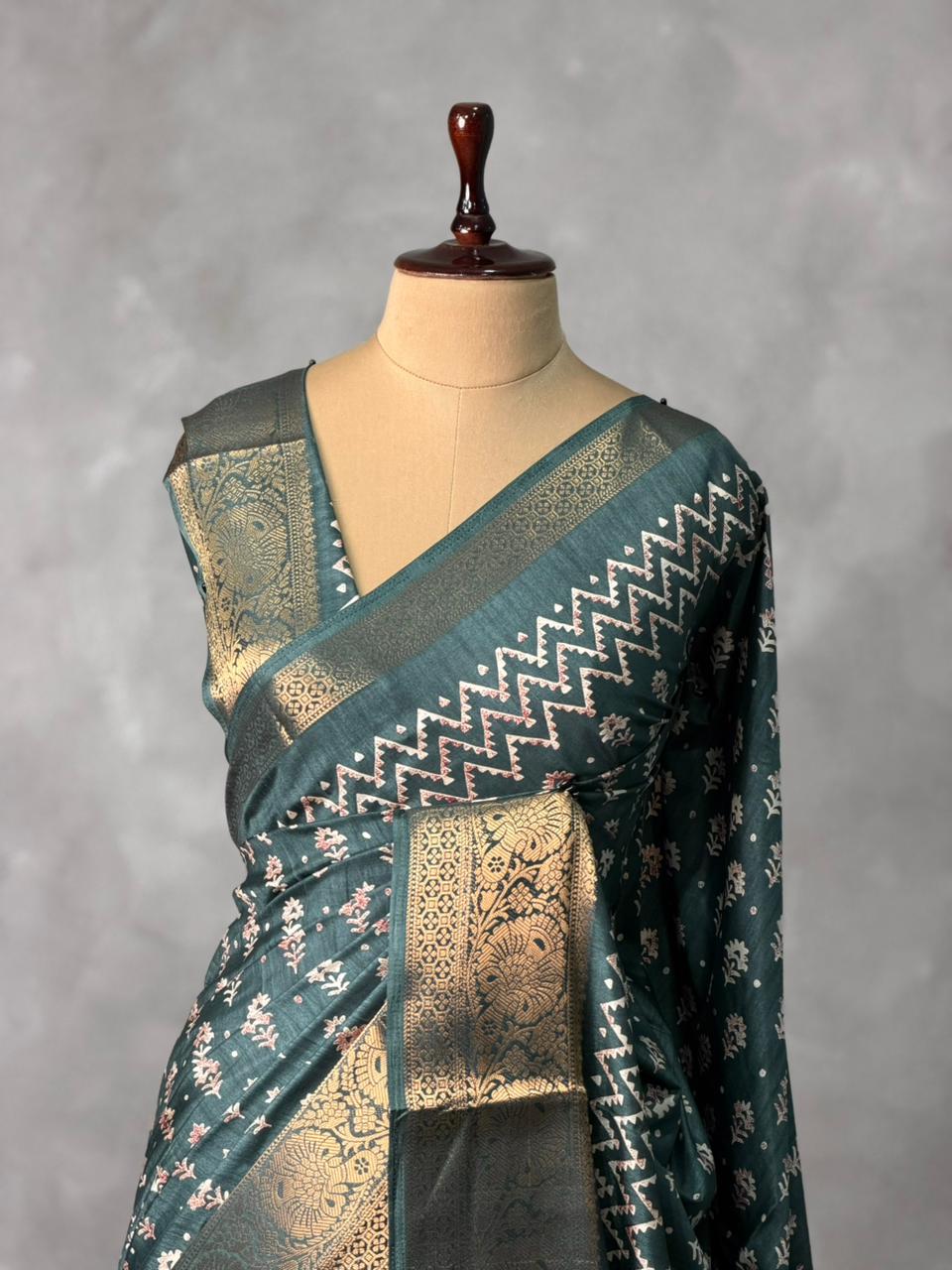 Moss green Soft Silk Saree - PSSU34