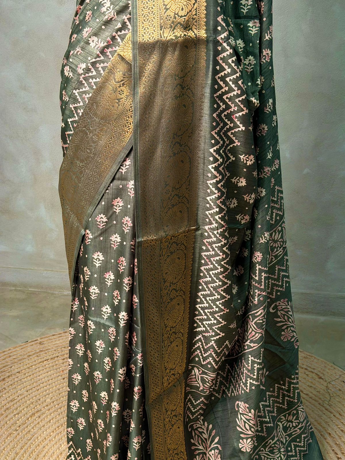 Green Soft Silk Saree - PSSU36