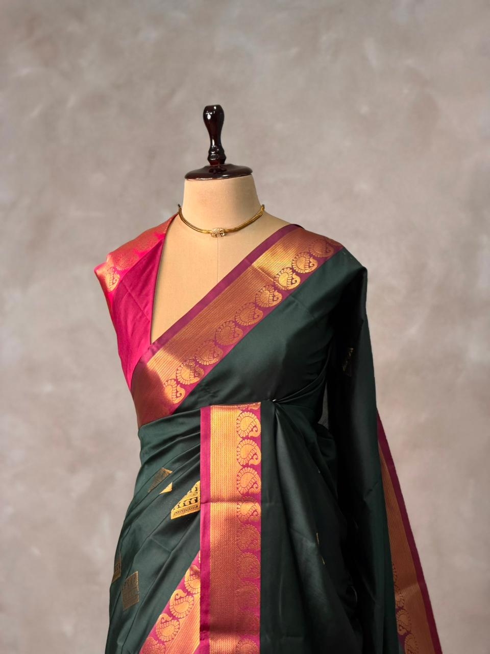 Bottle Green and magenta semi kanchipuram soft silk saree - PSSN176