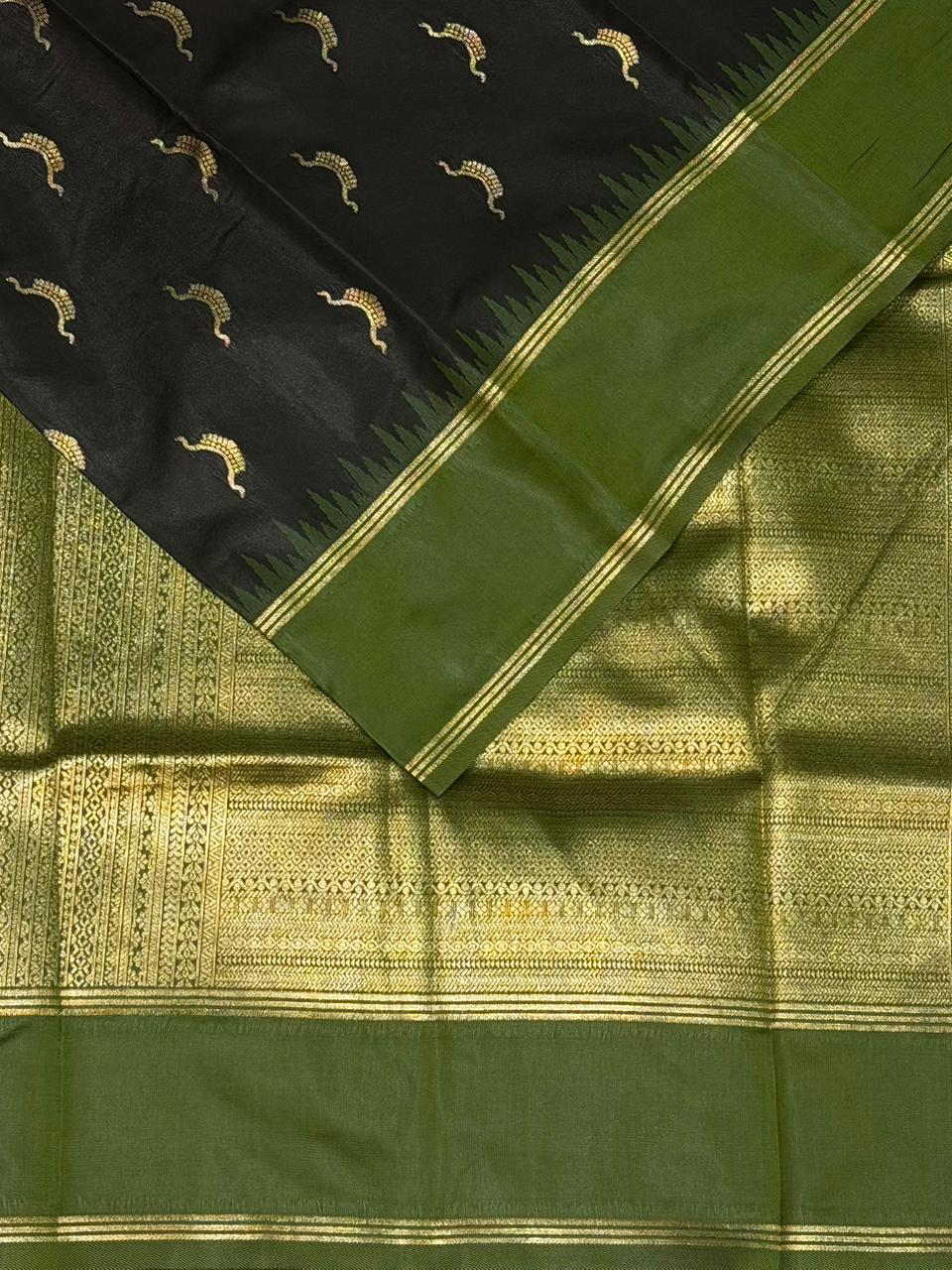 Black and Green silk saree - PDL4A