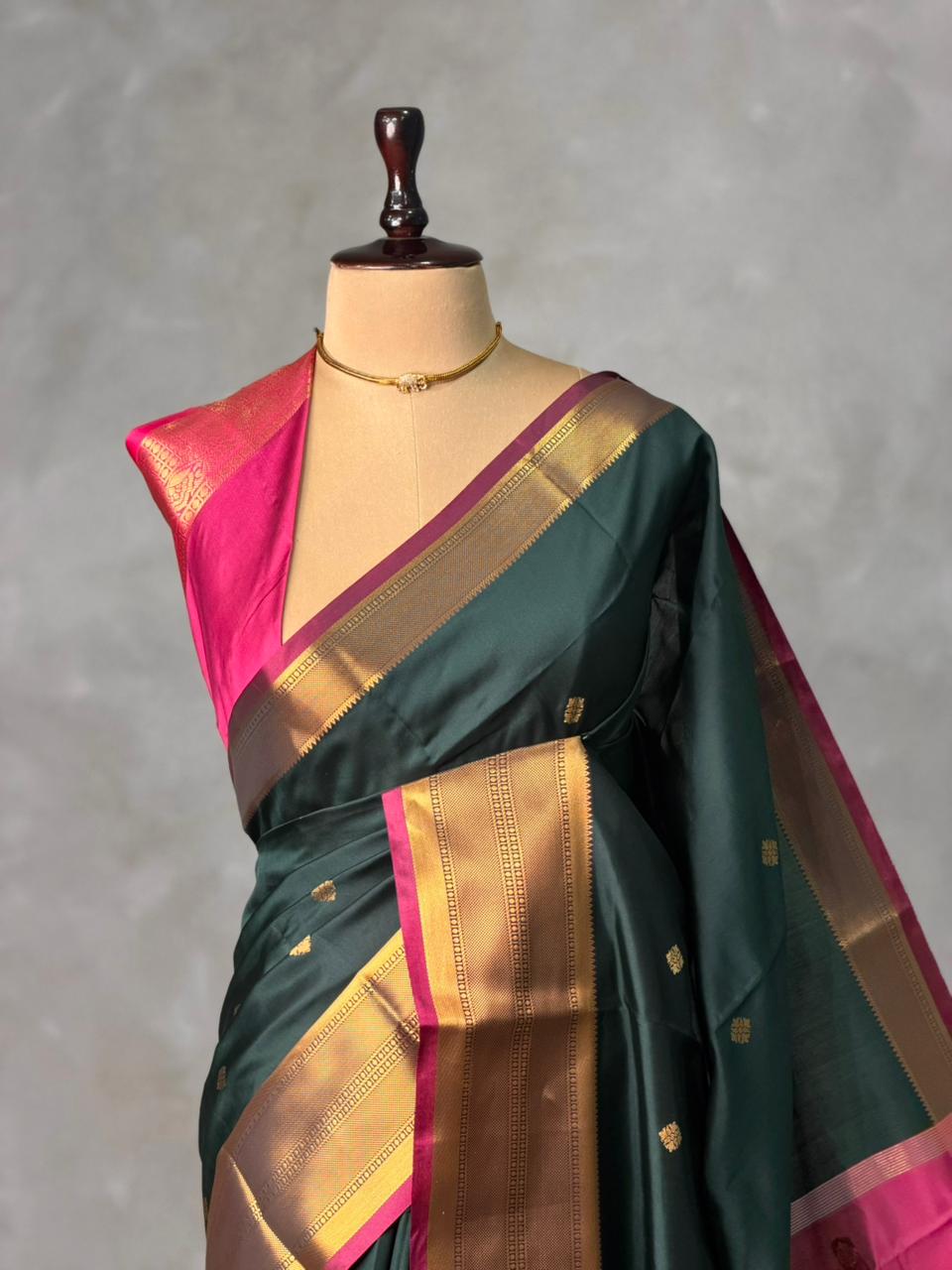 Bottle Green and Magenta semi kanchipuram soft silk saree - PSSN188