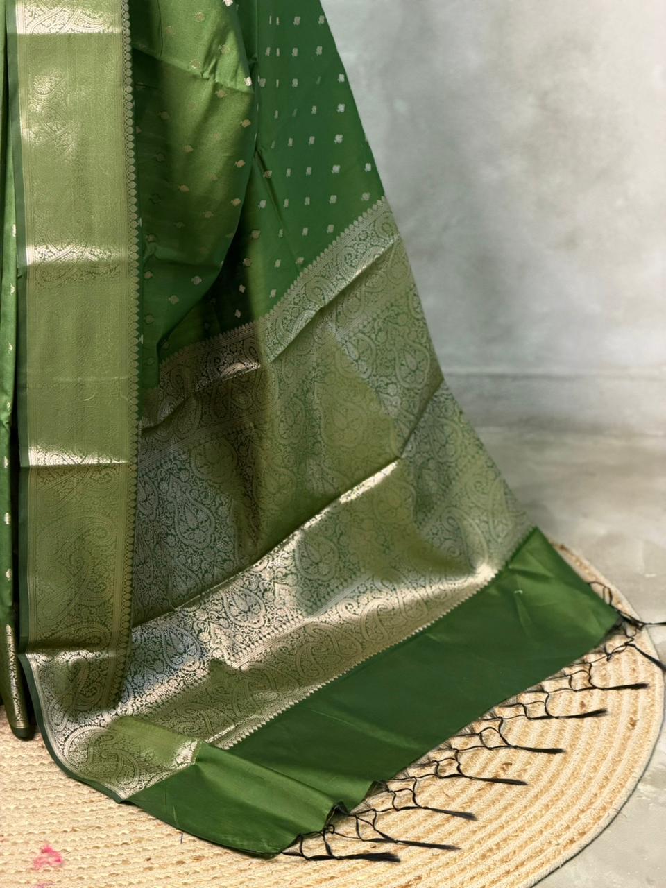 Green Banarasi silk saree -PIH62D