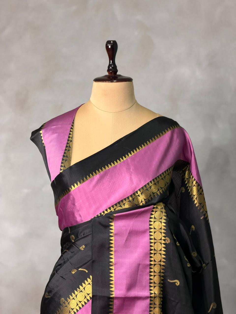 Black and pink Banarasi silk saree -PIH73