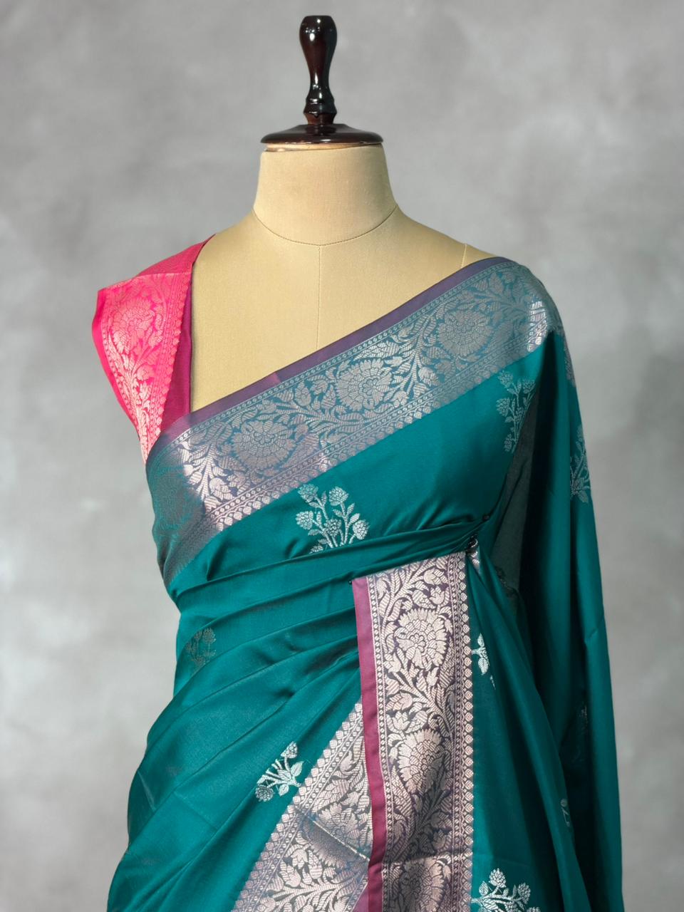 Peacock green and magenta Banarasi silk saree -LZ11