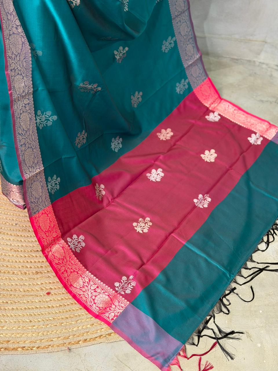 Peacock green and magenta Banarasi silk saree -LZ11
