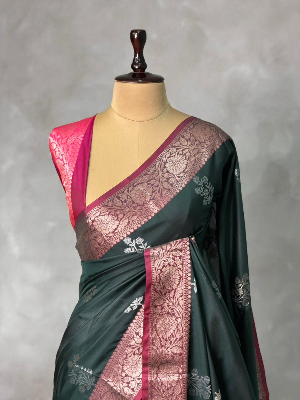 Black and magenta Banarasi silk saree -LZ11A