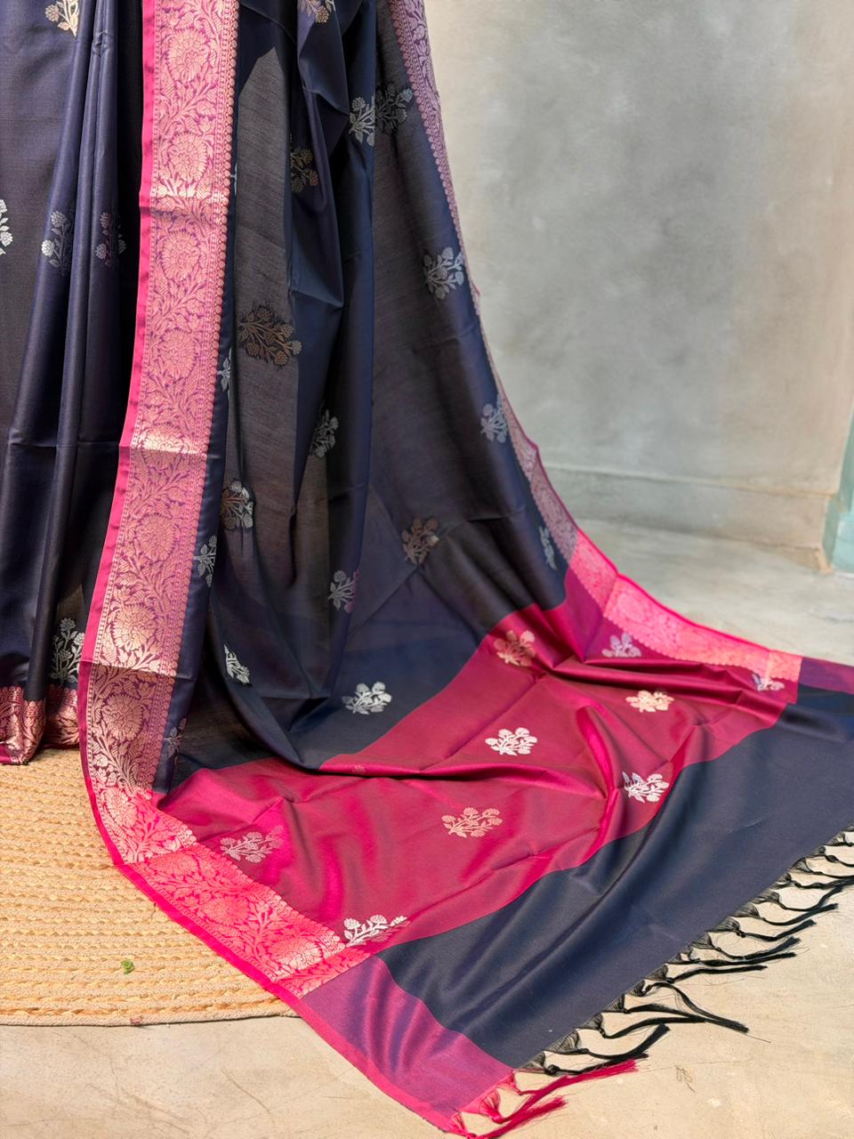Navy blue and magenta Banarasi silk saree -LZ11C