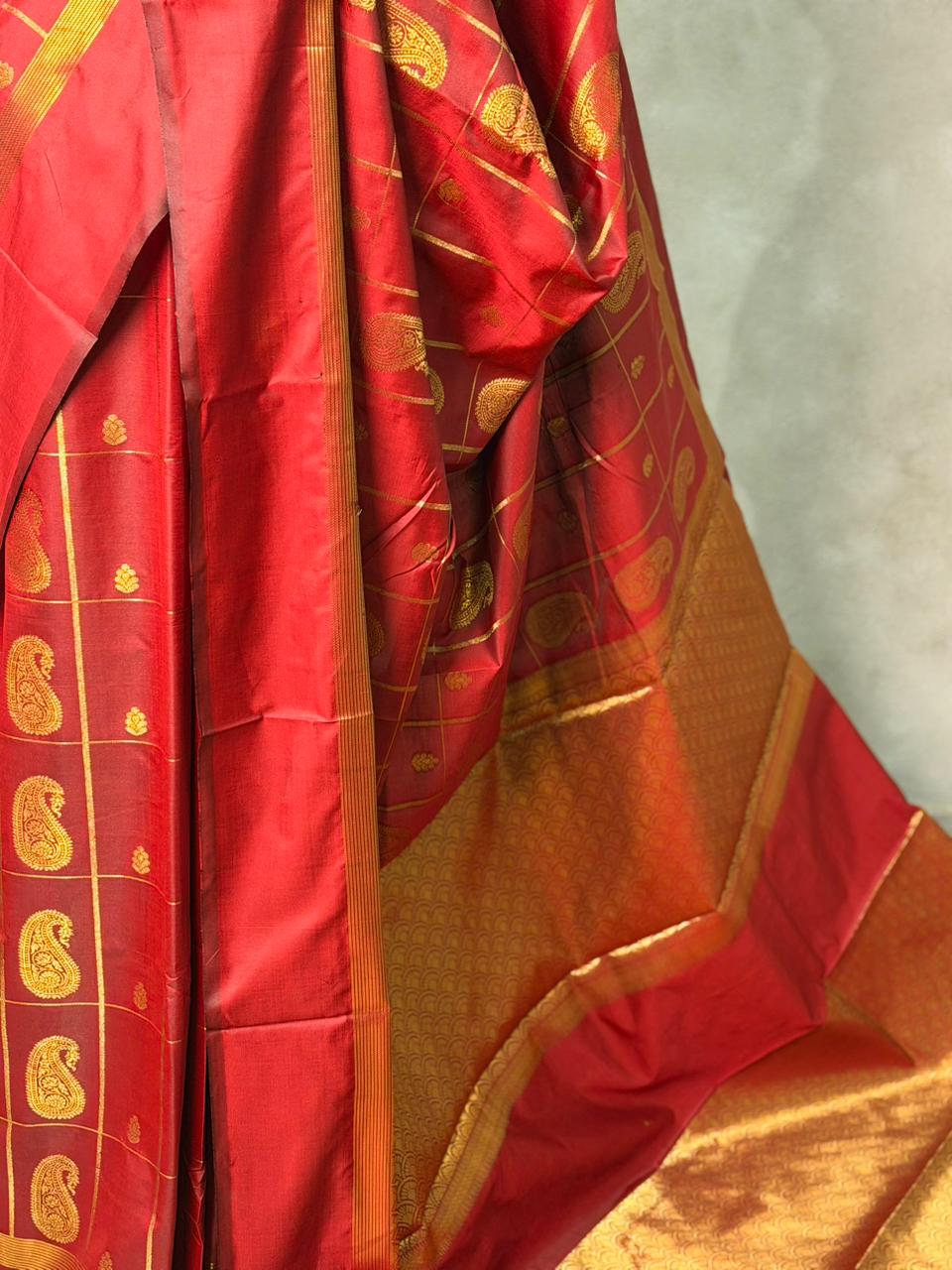 Maroon Banarasi silk saree - GAL3D