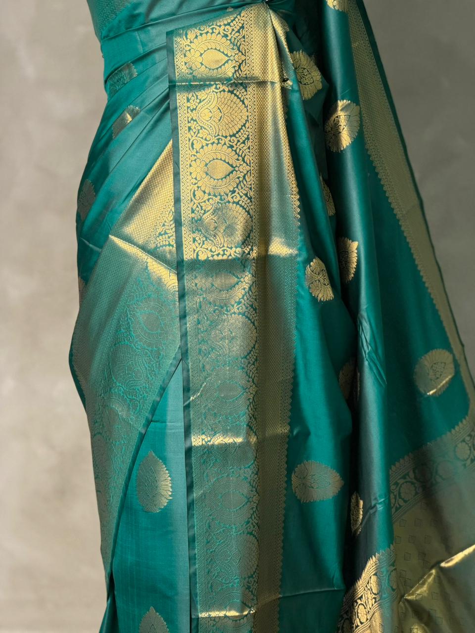 Peacock Blue Banarasi silk saree - GAL4C