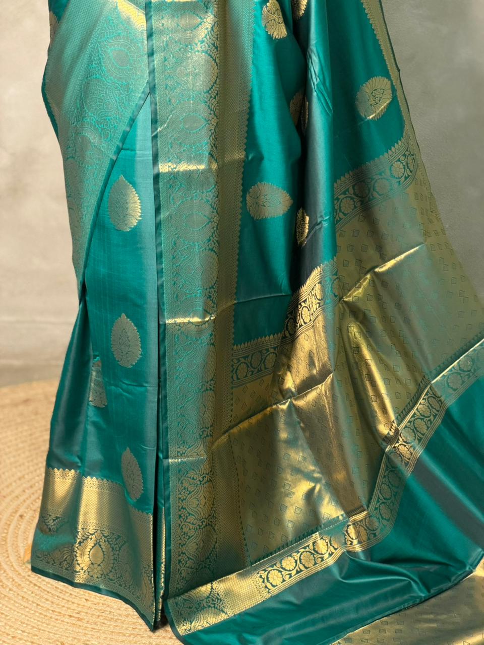 Peacock Blue Banarasi silk saree - GAL4C