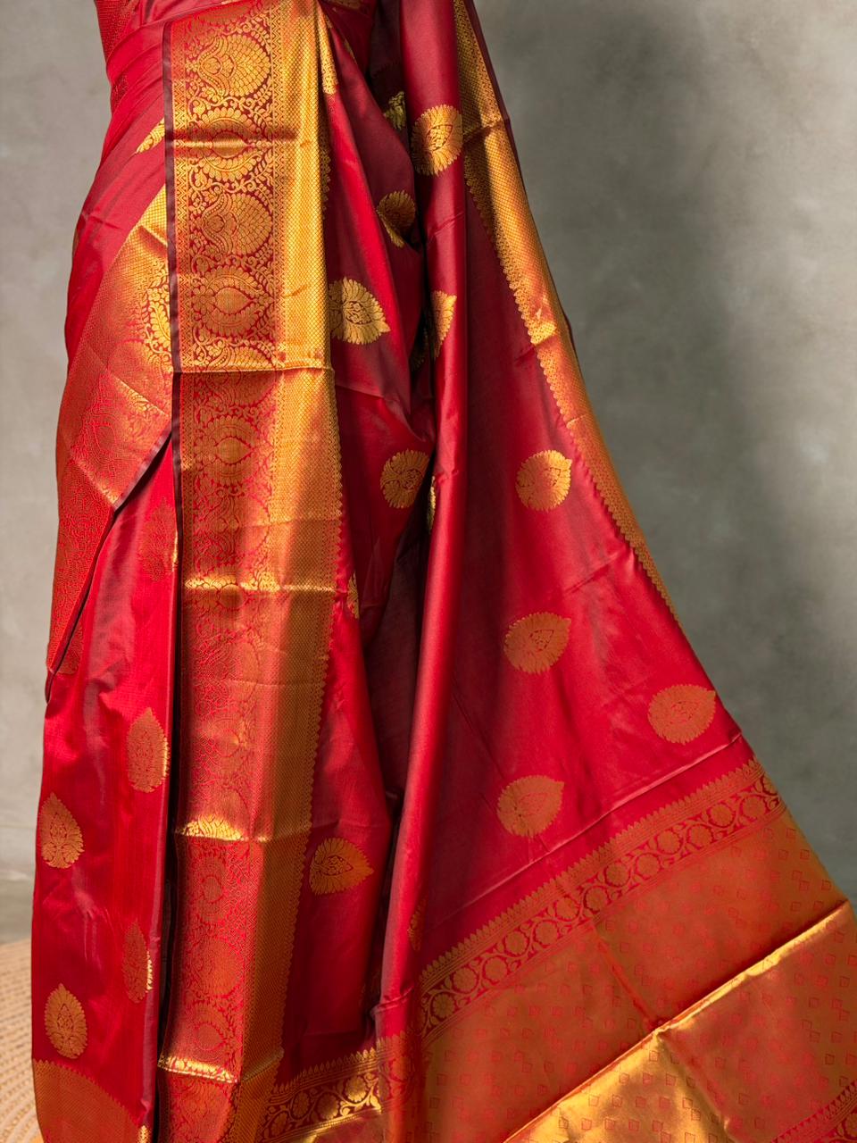 Maroonish Red Banarasi silk saree - GAL4D