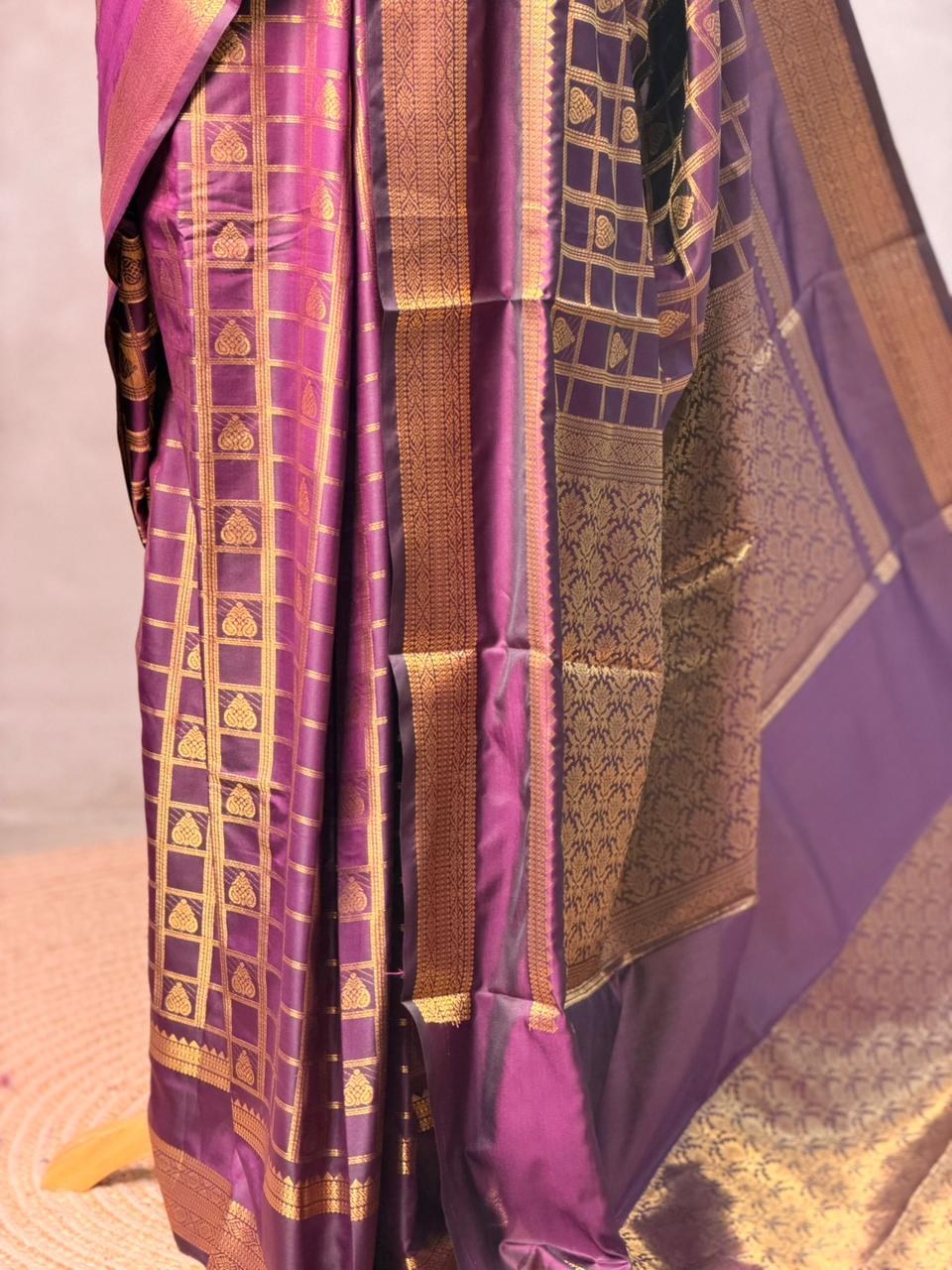 Deep wine Banarasi silk saree - GAL6A