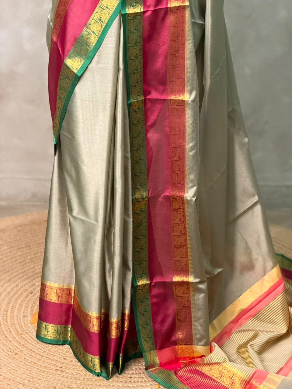 Grey Banarasi silk saree - PIH75