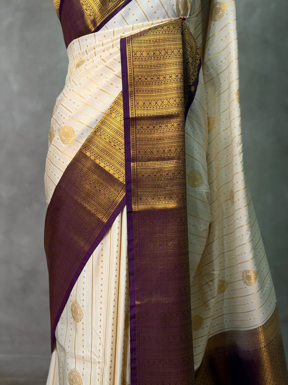 Sandal and Violet kanchipuram silk saree- PSSR330